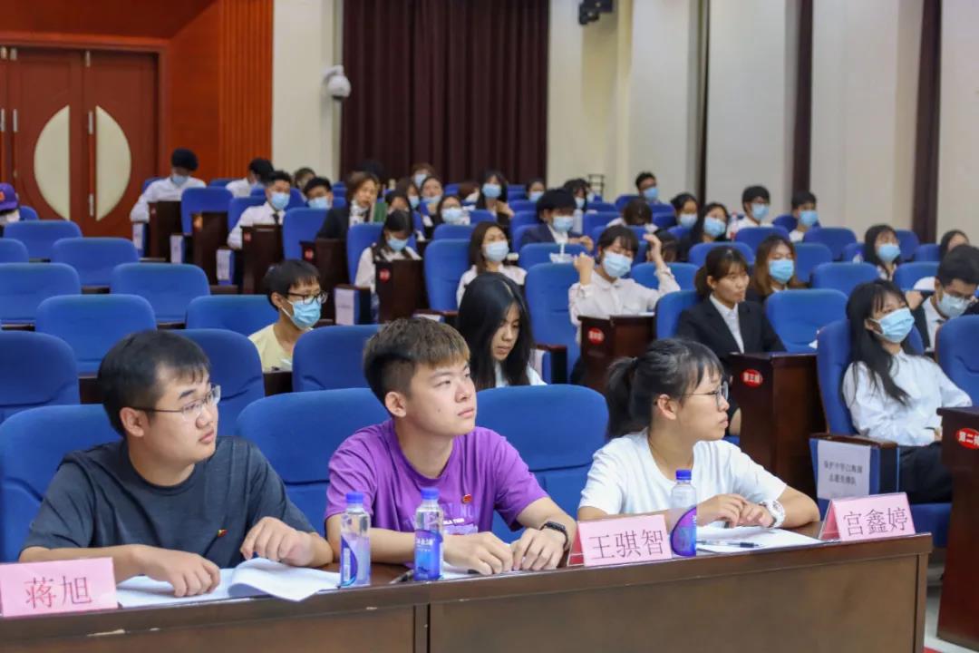 威廉希尔中国官网2021年暑期社会实践策划案大赛答辩会顺利开展