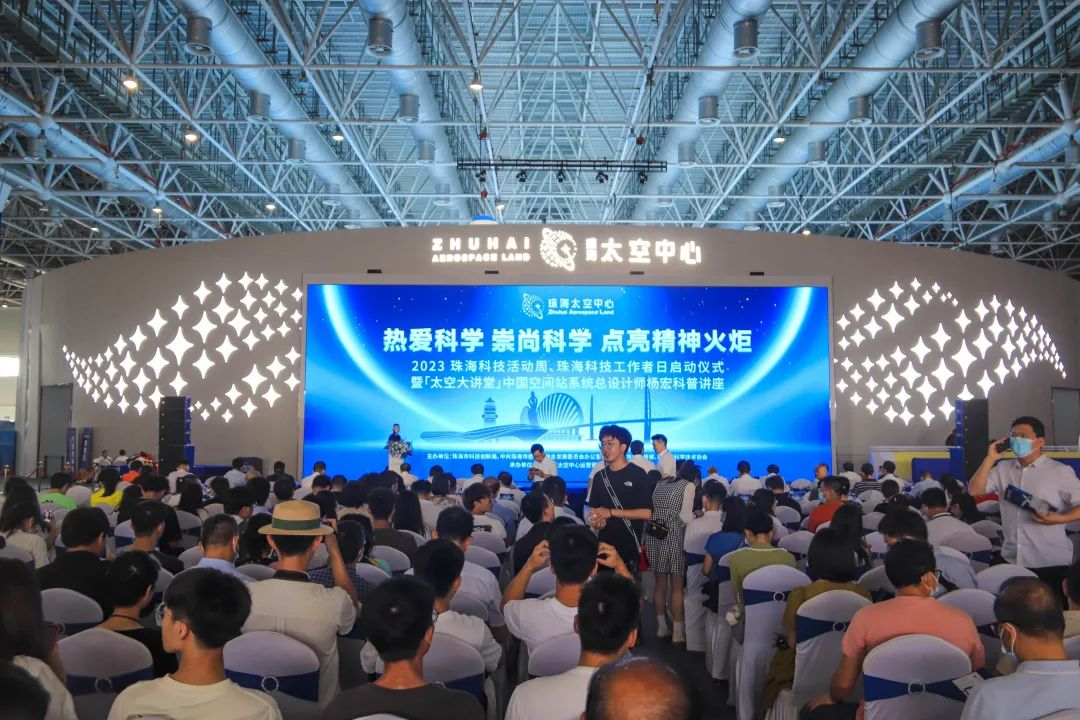 威廉希尔中国官网开展青马工程学生干部成长营校外实践学习活动
